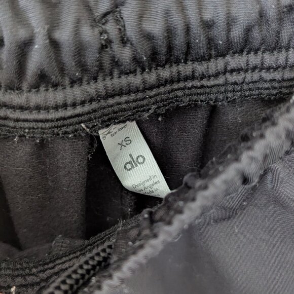 Alo Yoga Prizewinner Pant - Picture 7 of 7